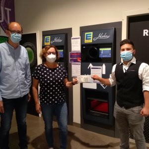 Pfand-Spendenübergabe EDEKA Mohr