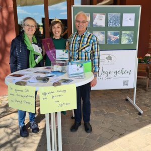 Informationsstand beim Frühlingserwachen im Vorgebirge